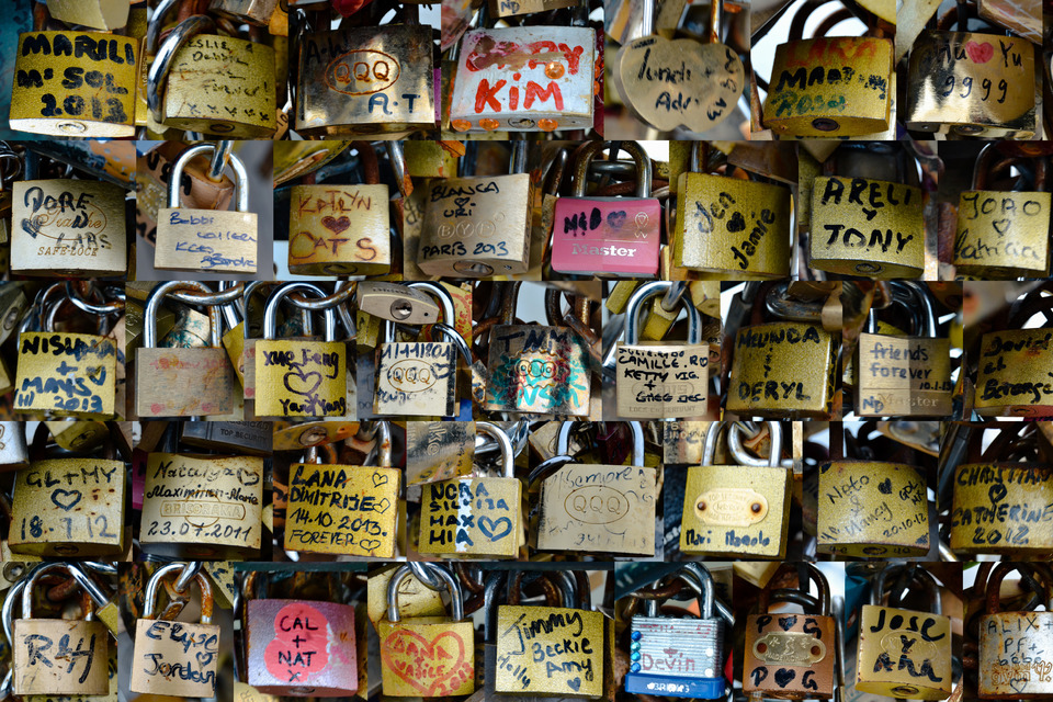 A Bundle for Example